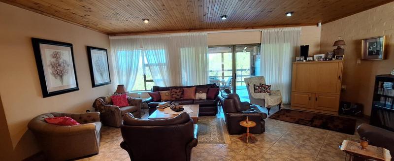 6 Bedroom Property for Sale in Groot Brakrivier Central Western Cape